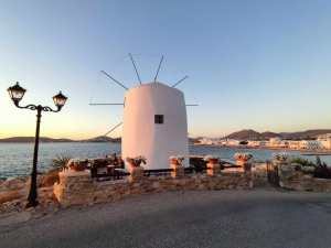 Η Πάρος αναδείχθηκε ως το καλύτερο νησί στον κόσμο για το 2025  από το ταξιδιωτικό περιοδικό Travel + Leisure