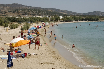 Στα νότια, κοντά στο αεροδρόμιο